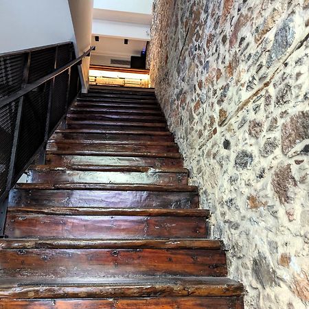 Issa Lesvos Vandrerhjem Mytilíni Eksteriør bilde